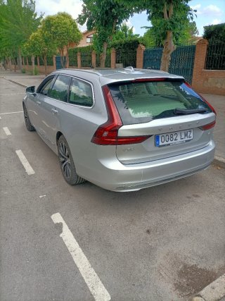 Volvo V90 2021