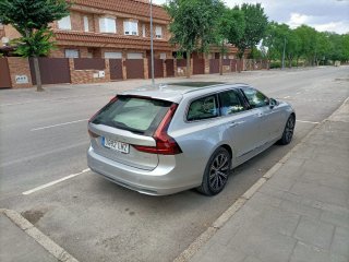 Volvo V90 2021