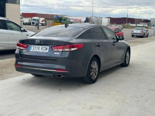 KIA Optima 2017