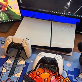 PS5 Slim 1TB + 2 DualSense + Cargador