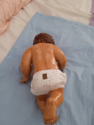 Imagen religiosa Niño Jesús con una cara preciosa