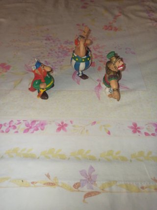 Figuras PVC Obélix, Galo y Romano