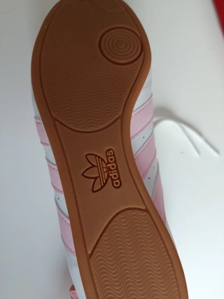 Zapatillas Adidas Blancas y Rosas