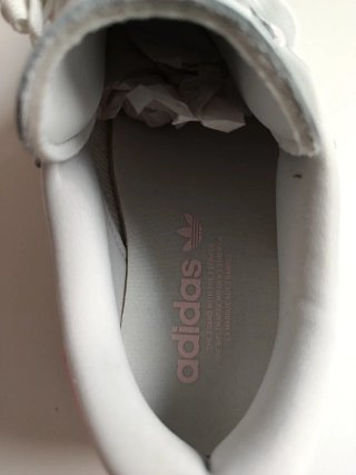 Zapatillas Adidas Blancas y Rosas