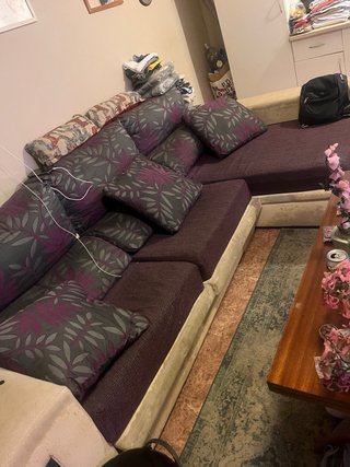 Sofá modular tela beige y morado