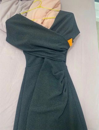 Vestido fiesta negro y verde brillante