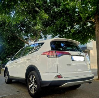 Toyota RAV4 2016