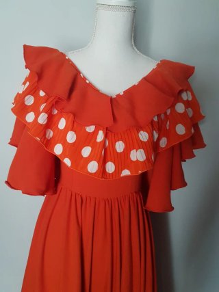 Traje Flamenca Naranja Lunares Blanco