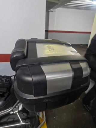 Baúl Givi Monokey 52L Negro