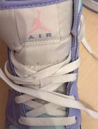Nike Air Jordan 1 Mid Lila y Azul Pastel