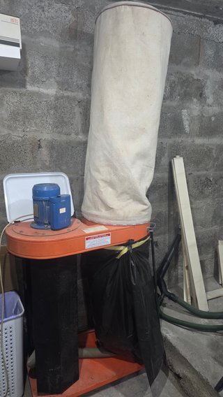 Extractor de polvo y serrín