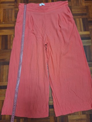Pantalón palazzo Mango coral talla XL