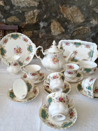 Juego de té Royal Albert Berkeley