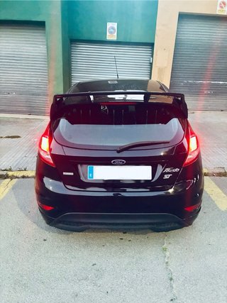 Ford fiesta ST 2015