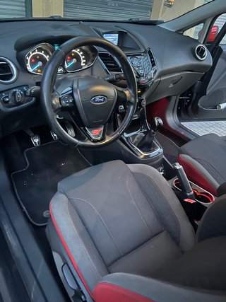 Ford fiesta ST 2015