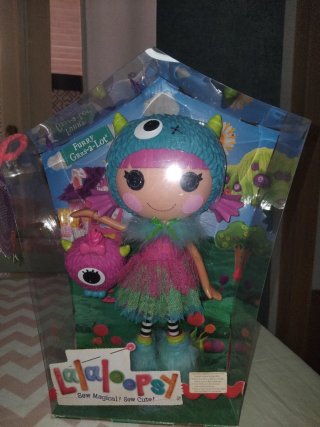 Muñeca Lalaloopsy Furry Grrs-a-Lot