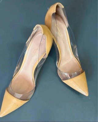 Tacones Gianvito Rossi Beige/Amarillo Talla 38.5