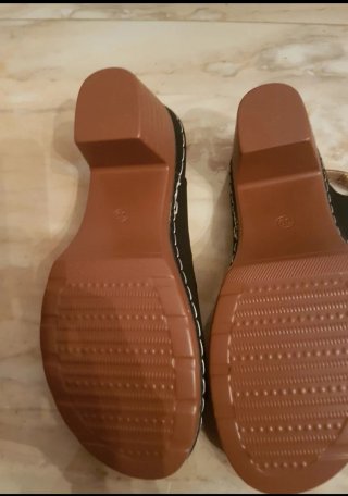 Lote vestidos y zapatos sin usar