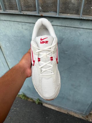 Nike V5 Rnr Scarpe da Ginnastica Bianche Rosse