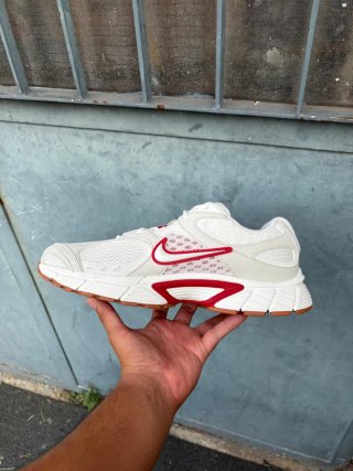Nike V5 Rnr Scarpe da Ginnastica Bianche Rosse