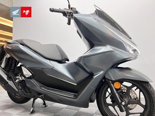 HONDA PCX 125 2025 1793 kms.
