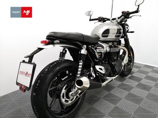 TRIUMPH SPEED TWIN 1200 2021 31653 kms.
