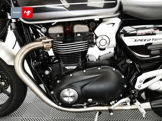 TRIUMPH SPEED TWIN 1200 2021 31653 kms.