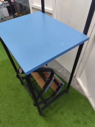 Escalera/estantería plegable