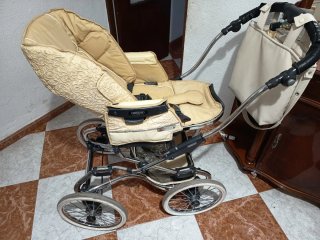 Cochecito de bebé lleva 3 piezas .