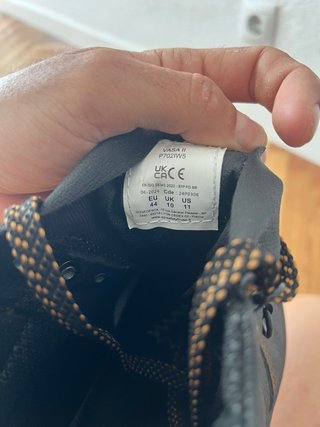 Zapatillas de trabajo con puntera reforzada