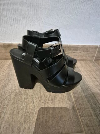 Sandalias de plataforma negras