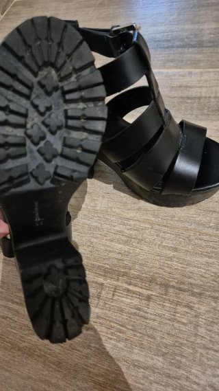 Sandalias de plataforma negras