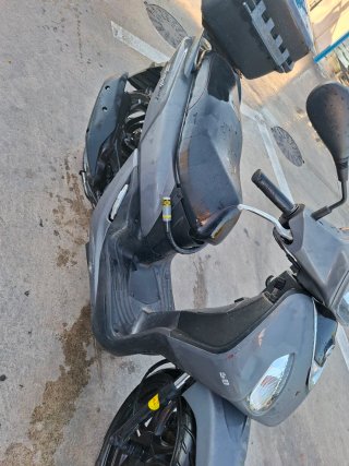 SYM Symphony 50 Scooter Gris