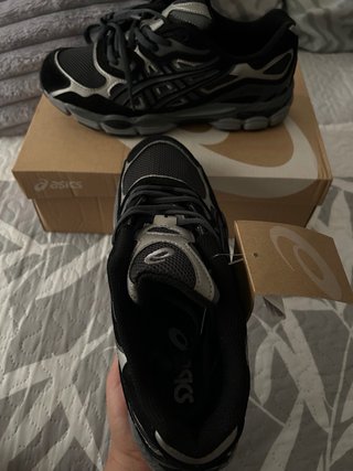 Zapatillas Asics Gel Negras y Grises