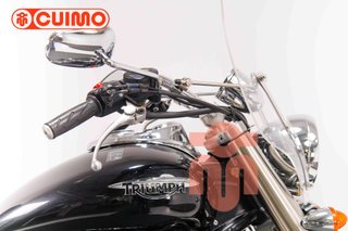 TRIUMPH AMERICA 900