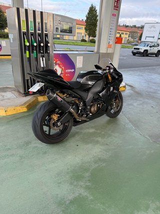 Kawasaki ZX10R Ninja - Moto Deportiva