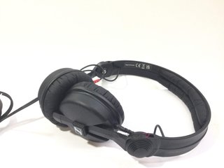 diadema sennheiser hd 25