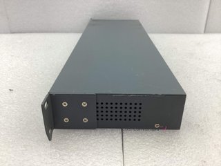 equipamiento oficinas kti 100