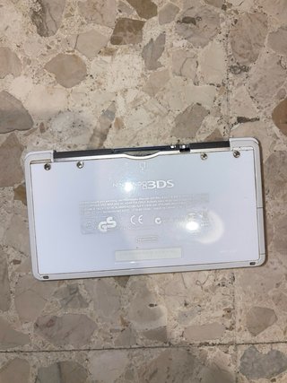 Nintendo 3DS Blanca + Cargador!LEER ABAJO