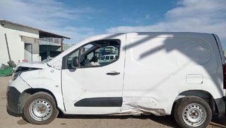 96488 9816963777 embellecedor citroen berlingo