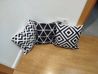 Set 3 Cojines Geométricos Negro y Blanco 40x40