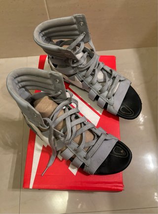 Sandalias Nike Edición Especial Talla 38 vintage