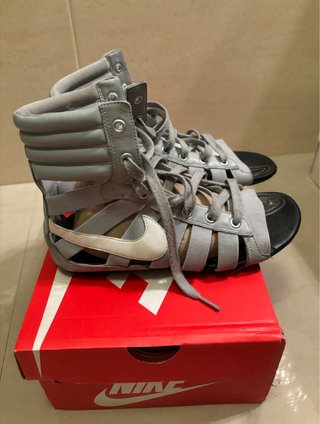Sandalias Nike Edición Especial Talla 38 vintage