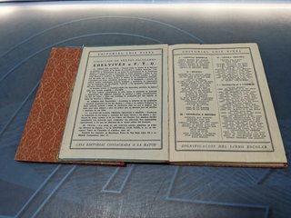 dos libros Solucionario Física -Química. Gramatica Española. Editorial Luis Vives. 1957