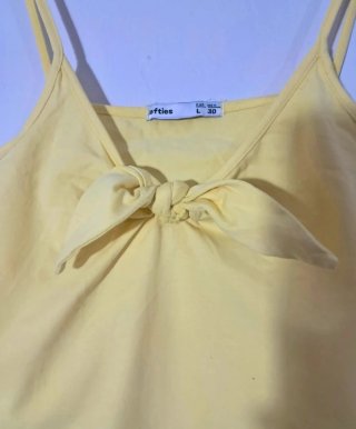 Top amarillo Lefties lazo delantero talla L