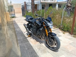 Yamaha FZ8 Fazer 800 Negra
