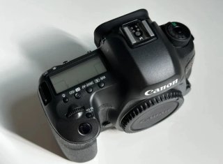 Canon EOS 5DSR