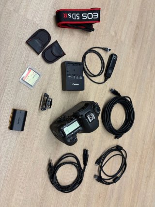 Canon EOS 5DSR