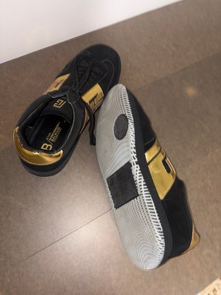 Zapatillas Balmain Negras y Doradas