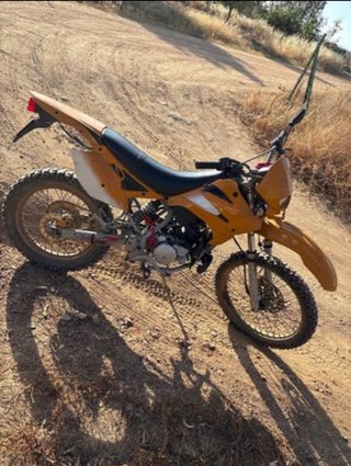 Motor Hispania Furia 50cc Enduro Naranja